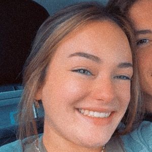 Meet your Posher, Leeanore